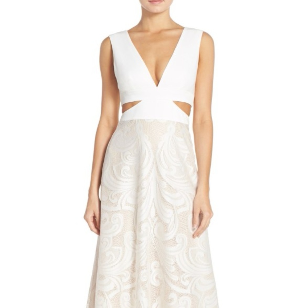 BCBG Marilyn Maxi